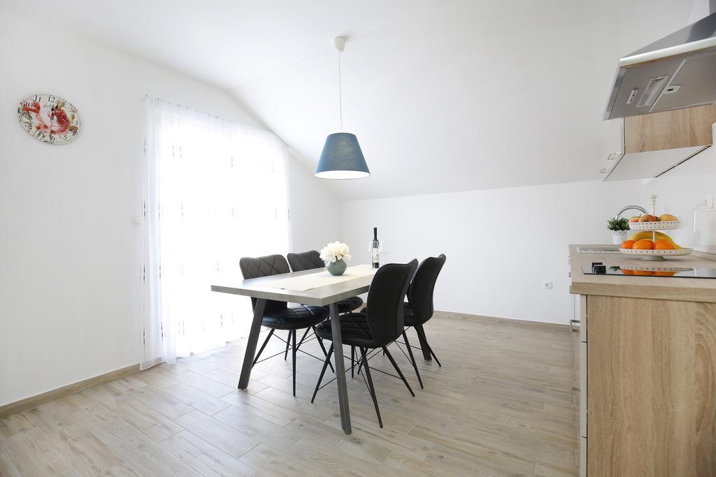 Apartments Nada Sukošan Kültér fotó
