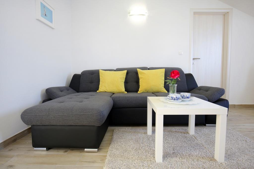 Apartments Nada Sukošan Kültér fotó