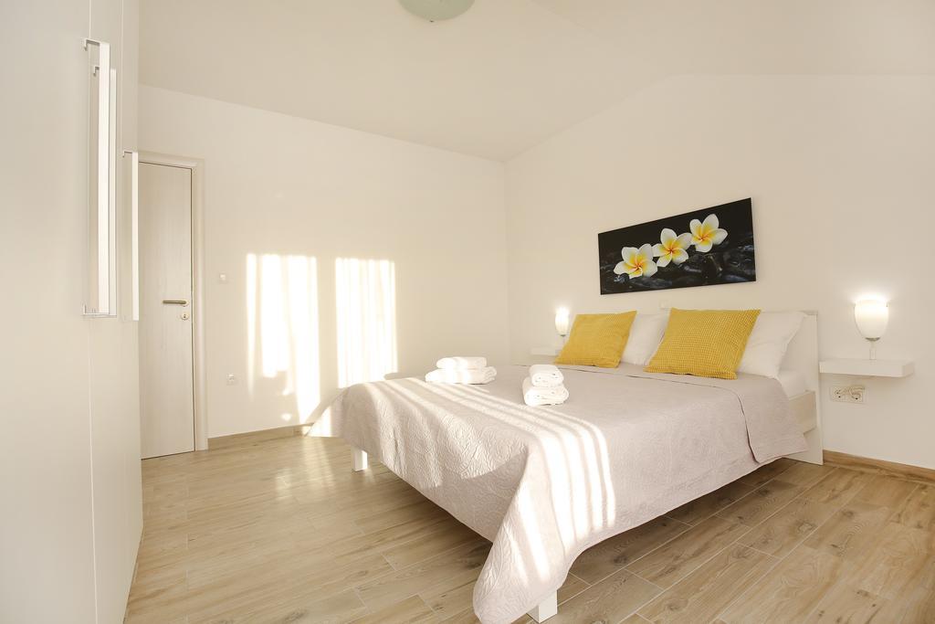 Apartments Nada Sukošan Kültér fotó
